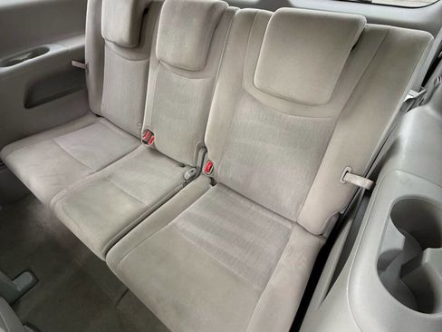 Used 2017 Nissan Quest SV image 12