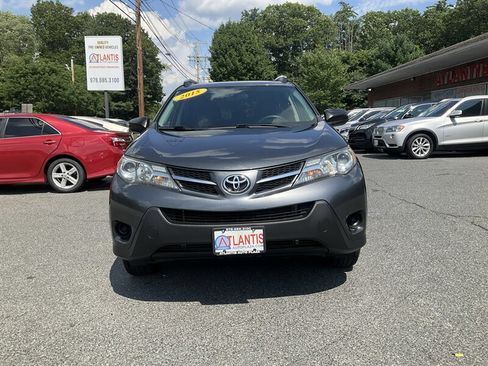 Used 2015 Toyota RAV4 LE AWD/4WD image 2