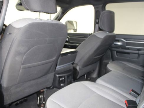 Used 2024 RAM 2500 Big Horn image 27
