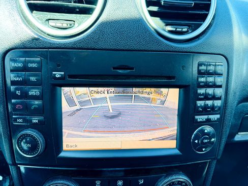 Used 2010 Mercedes-Benz ML 350 4MATIC image 11