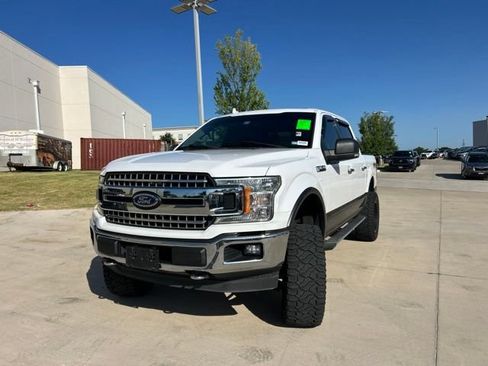 Used 2018 Ford F150 XLT w/ Equipment Group 302A Luxury AWD/4WD image 11