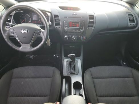 Used 2016 Kia Forte LX image 14