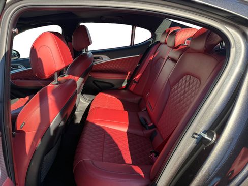 Used 2023 Genesis G70 3.3T w/ Sport Prestige Package image 16