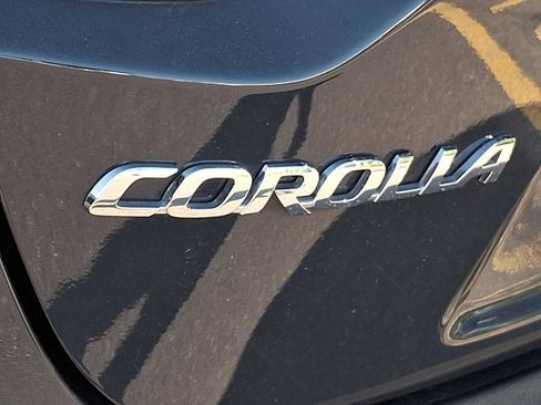 Used 2025 Toyota Corolla LE FWD image 28