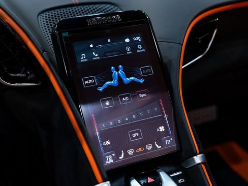 Certified 2025 Ferrari Roma Spider image 31