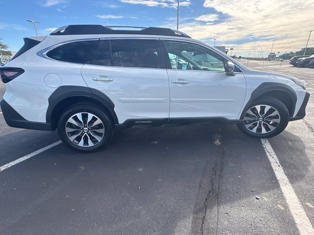 Certified 2024 Subaru Outback Touring XT AWD/4WD image 13