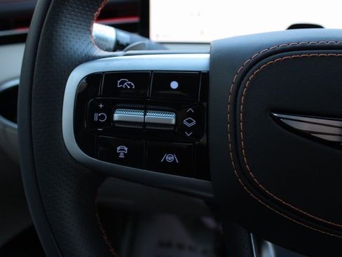 New 2026 Genesis GV70 3.5T Sport Prestige AWD/4WD image 25