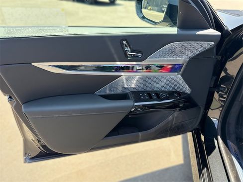 New 2025 BMW 760i xDrive image 26