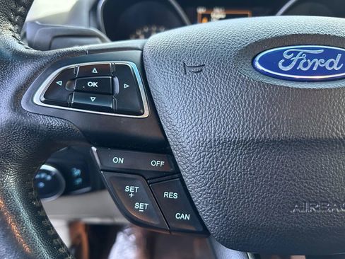 Used 2018 Ford Focus SE w/ Cold Weather Package image 19