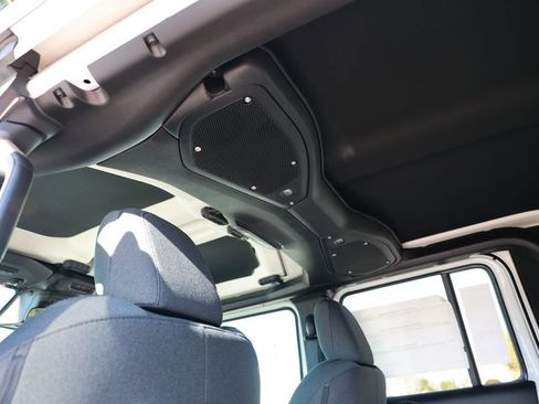 New 2026 Jeep Gladiator Sport image 30