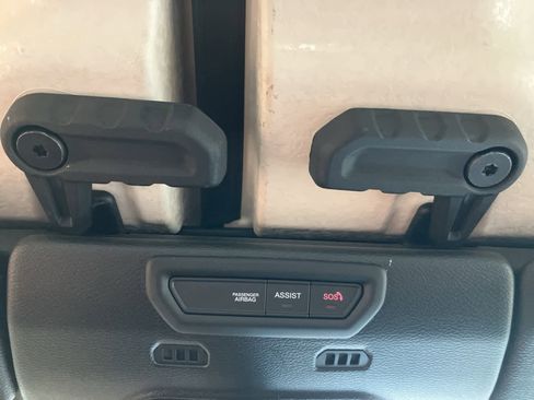 Used 2022 Jeep Wrangler Sport S image 22