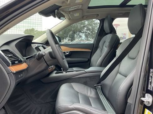 Certified 2024 Volvo XC90 T8 Plus w/ Protection Package Premier AWD/4WD image 27