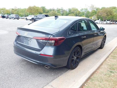 Certified 2025 Honda Civic Sport image 10