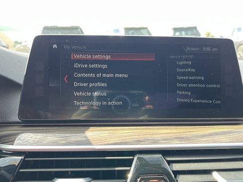 Used 2017 BMW 530i w/ Premium Package image 45