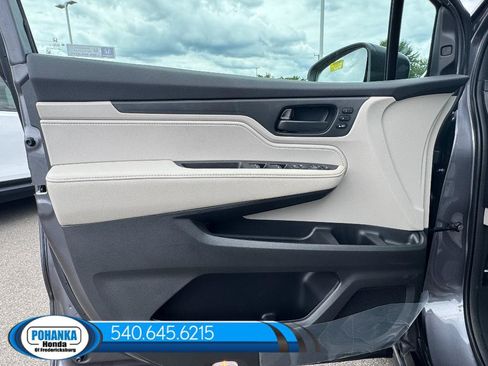 New 2026 Honda Odyssey EX-L image 39