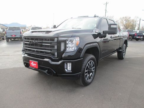 Used 2020 GMC Sierra 2500 AT4 w/ AT4 Premium Package image 10