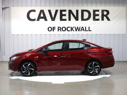 New 2025 Nissan Versa SV image 4