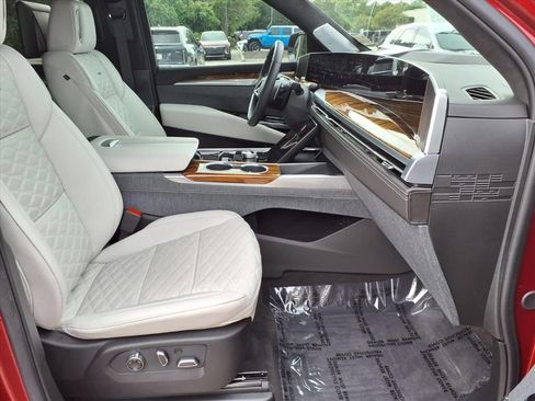 Used 2026 Cadillac Escalade Platinum Sport w/ LPO, ONYX Package AWD/4WD image 9