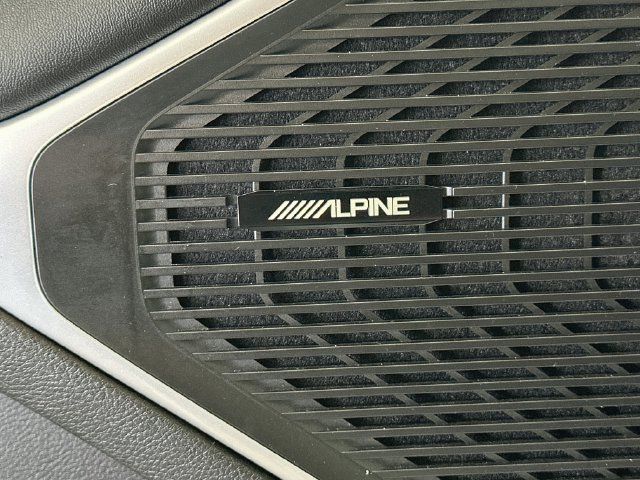 Used 2024 Jeep Wagoneer L Series II w/ Flexible Seating Group RWD image 20
