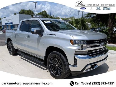 Used 2022 Chevrolet Silverado 1500 LTZ w/ Safety Package II AWD/4WD image 1