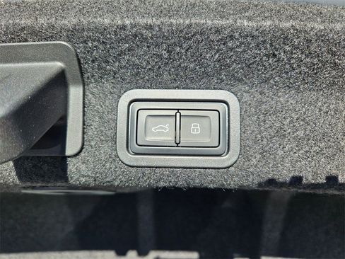 Certified 2025 Audi A6 Premium Plus w/ Premium Plus Package image 24