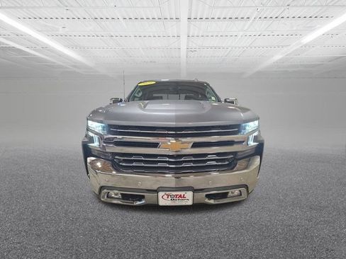 Used 2021 Chevrolet Silverado 1500 LTZ w/ LTZ Premium Package image 3