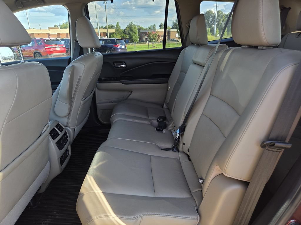 Used 2022 Honda Pilot Touring image 59
