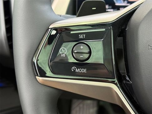 Certified 2025 BMW X3 xDrive30i image 17