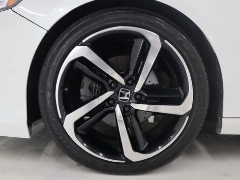 Used 2019 Honda Accord Sport image 8