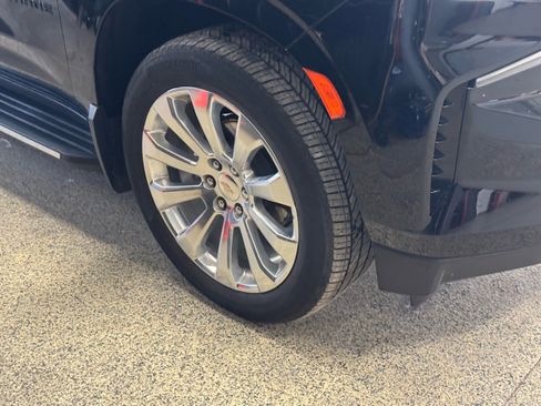Used 2023 Chevrolet Tahoe Premier image 4