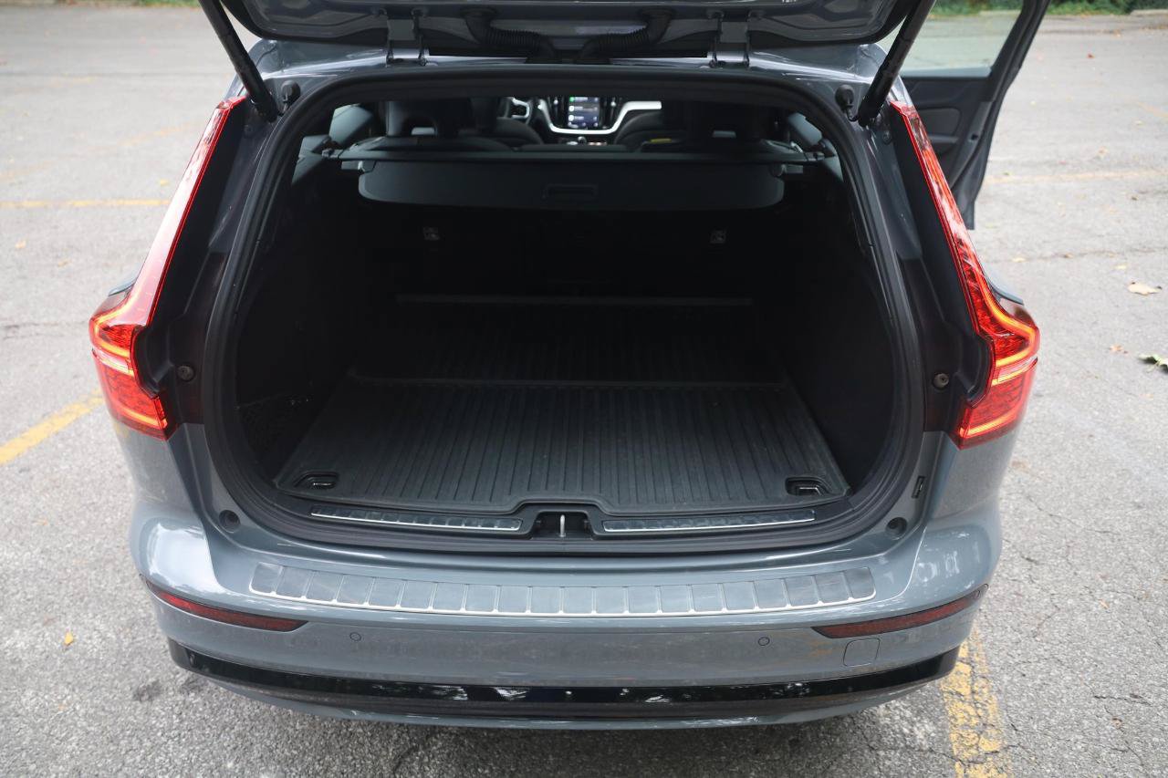 Used 2023 Volvo V60 T8 Polestar w/ Protection Package Premier AWD/4WD image 52