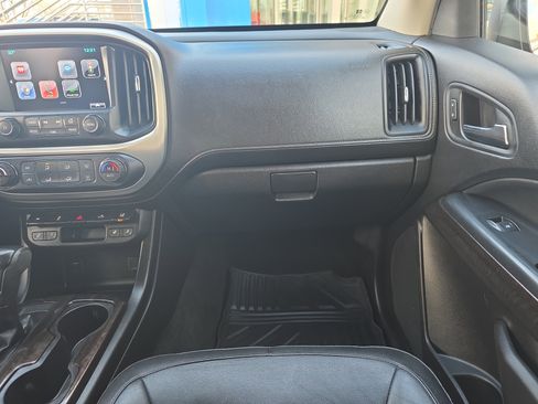 Used 2018 GMC Canyon SLT w/ Driver Alert Package image 30