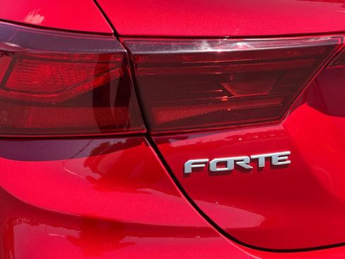 Used 2024 Kia Forte LXS FWD image 28