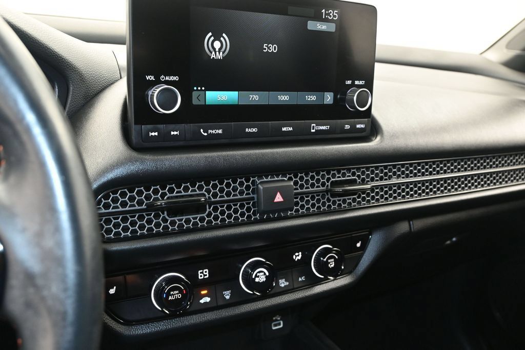 Used 2024 Honda HR-V Sport image 17