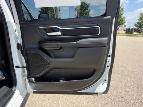 New 2026 RAM 1500 Big Horn AWD/4WD image 13