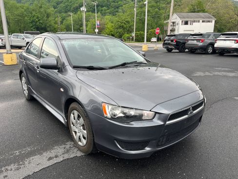 Used 2011 Mitsubishi Lancer ES FWD image 3
