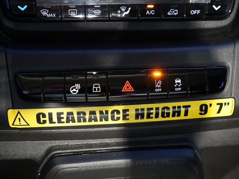 Used 2024 RAM ProMaster 3500 image 24