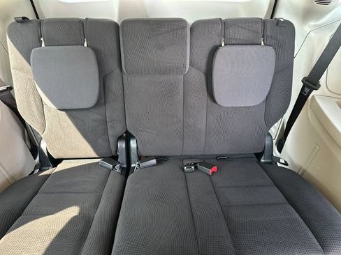 Used 2018 Dodge Grand Caravan SE w/ UConnect Hands-Free Group FWD image 20
