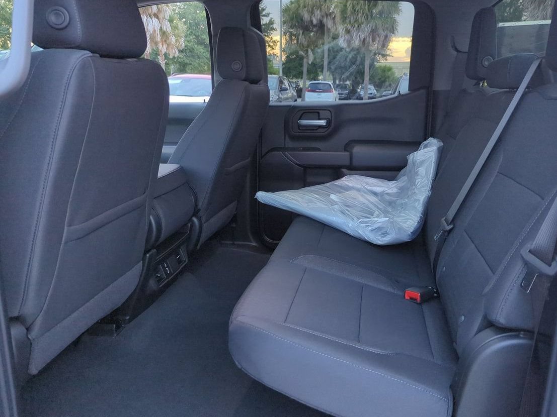 New 2026 Chevrolet Silverado 1500 Custom w/ LPO, Dark Essentials Package RWD image 44