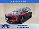 Used 2020 Ford Escape Titanium image 3