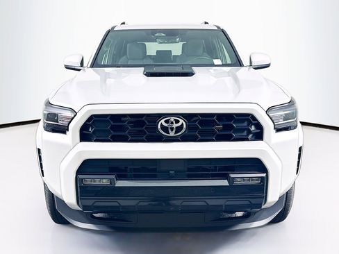 Used 2025 Toyota 4Runner TRD Sport image 2