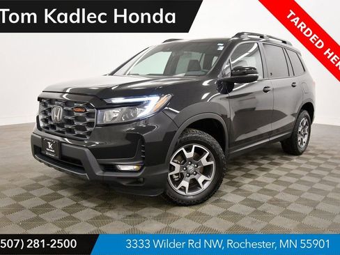 Certified 2023 Honda Passport TrailSport image 1