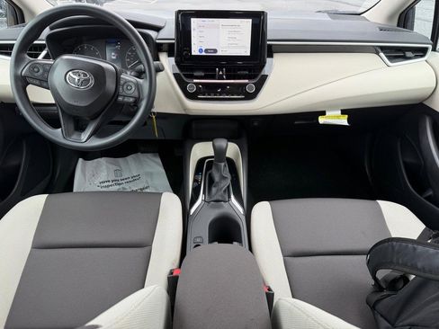 Certified 2025 Toyota Corolla LE image 12