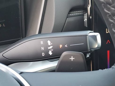 New 2027 GMC Terrain Elevation w/ Elevation Premium Package FWD image 18