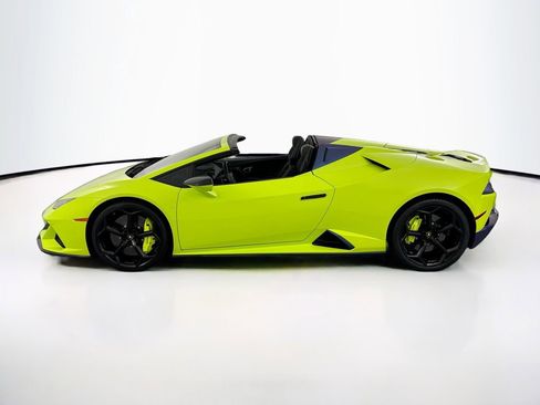 Used 2020 Lamborghini Huracan EVO image 8