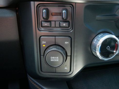 Used 2023 Ford F350 Platinum AWD/4WD image 25