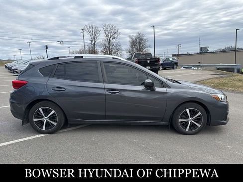 Used 2023 Subaru Impreza Premium image 6