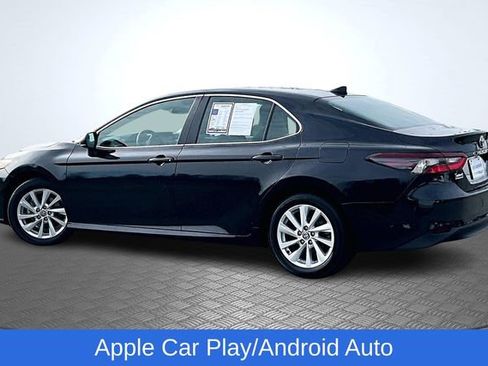 Used 2024 Toyota Camry LE image 5
