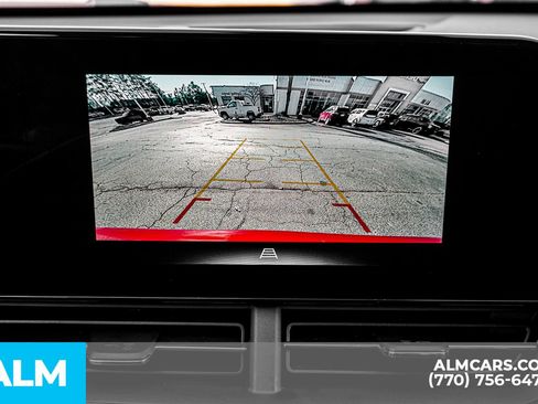 Used 2025 Chevrolet Trax LT w/ LT Convenience Package image 38