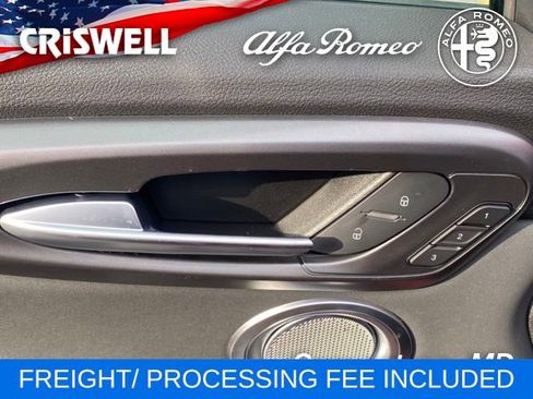 Used 2024 Alfa Romeo Tonale Ti image 18